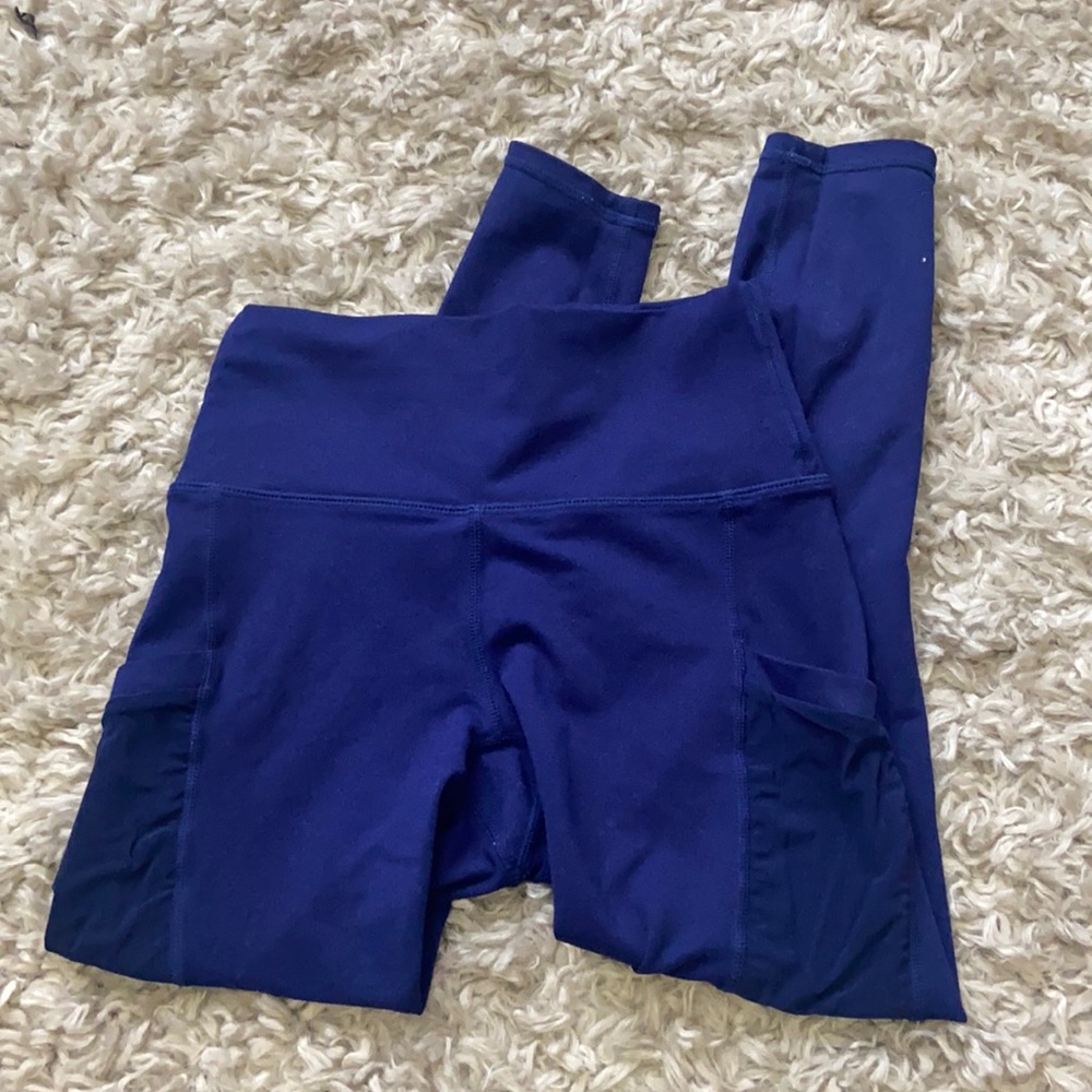 fabletics leggings with pocket